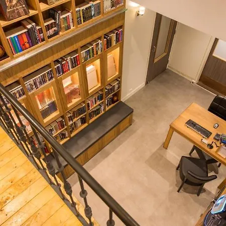 Budget Y Boulevard Hotel 2*